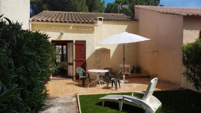 Beau jardin sans vis à vis pour ce pavillon T2 mezzanine - 6MDS11